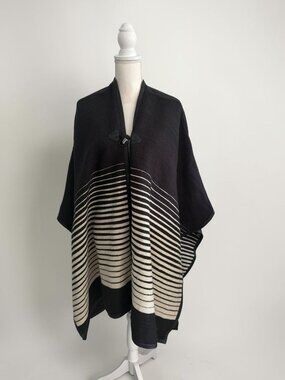 BLACK Cream Striped Zip Poncho One Size Womens